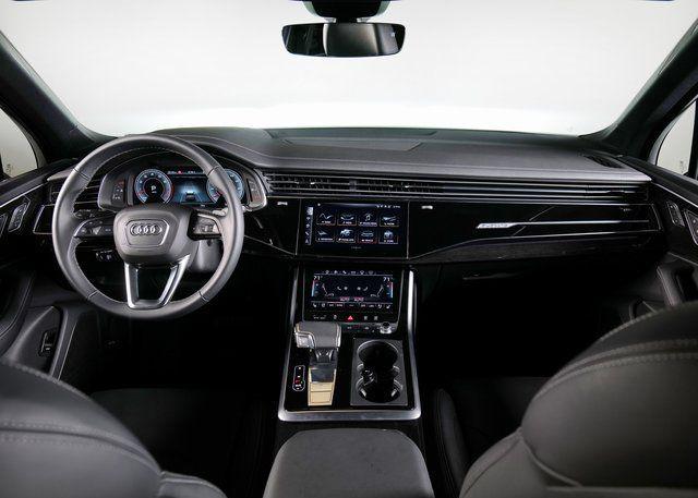used 2025 Audi Q7 car, priced at $73,990