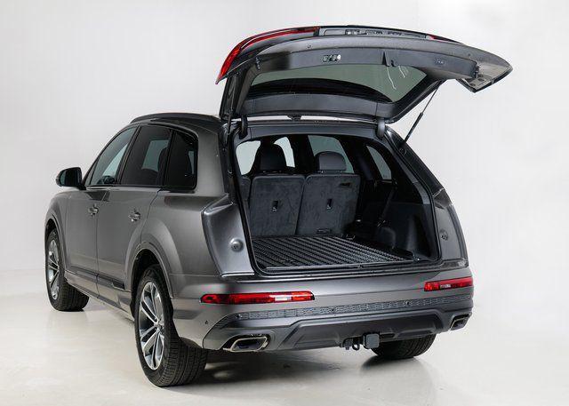 new 2026 Audi Q7 car, priced at $73,895