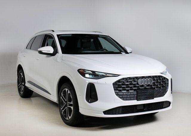 new 2025 Audi Q5 car, priced at $57,595