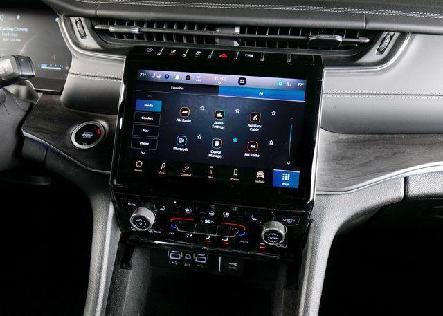 used 2022 Jeep Grand Cherokee car, priced at $33,350