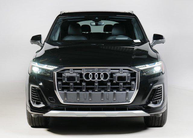 new 2025 Audi Q7 car, priced at $81,705