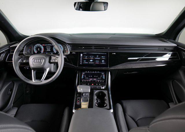 new 2025 Audi Q7 car, priced at $81,705