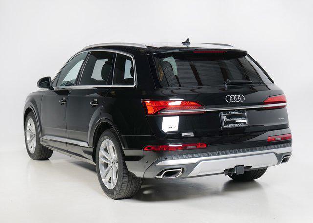 new 2025 Audi Q7 car, priced at $81,705