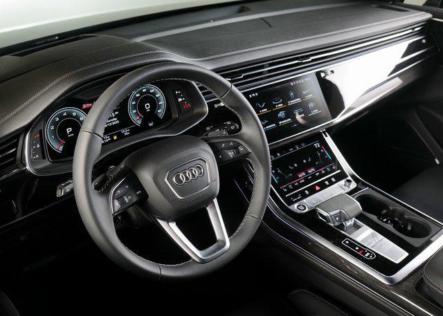 new 2025 Audi Q7 car, priced at $81,705
