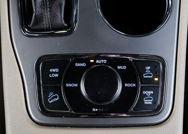used 2021 Jeep Grand Cherokee car, priced at $29,900