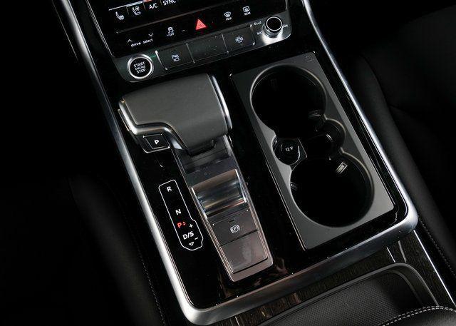 new 2026 Audi Q7 car, priced at $77,195