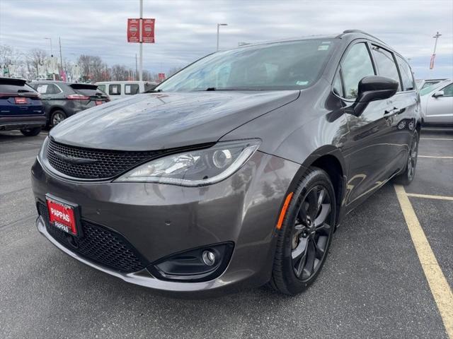 used 2020 Chrysler Pacifica car, priced at $22,500