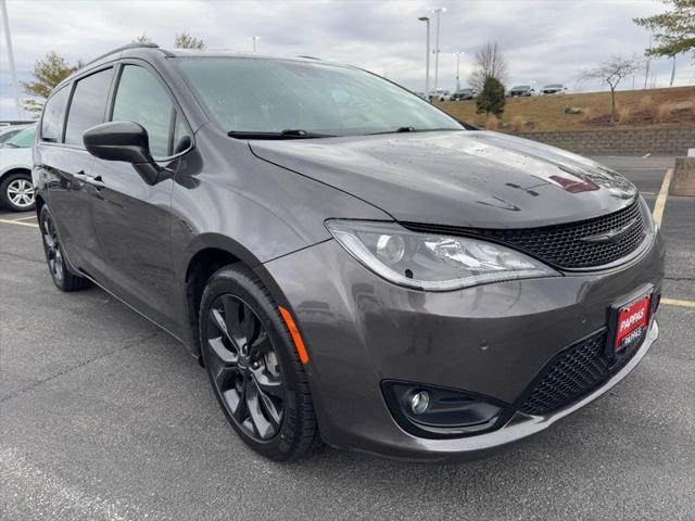 used 2020 Chrysler Pacifica car, priced at $22,500