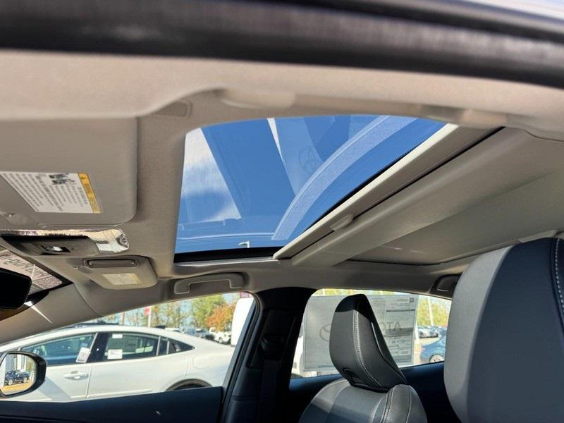 new 2026 Toyota Prius Plug-In Hybrid car, priced at $42,274