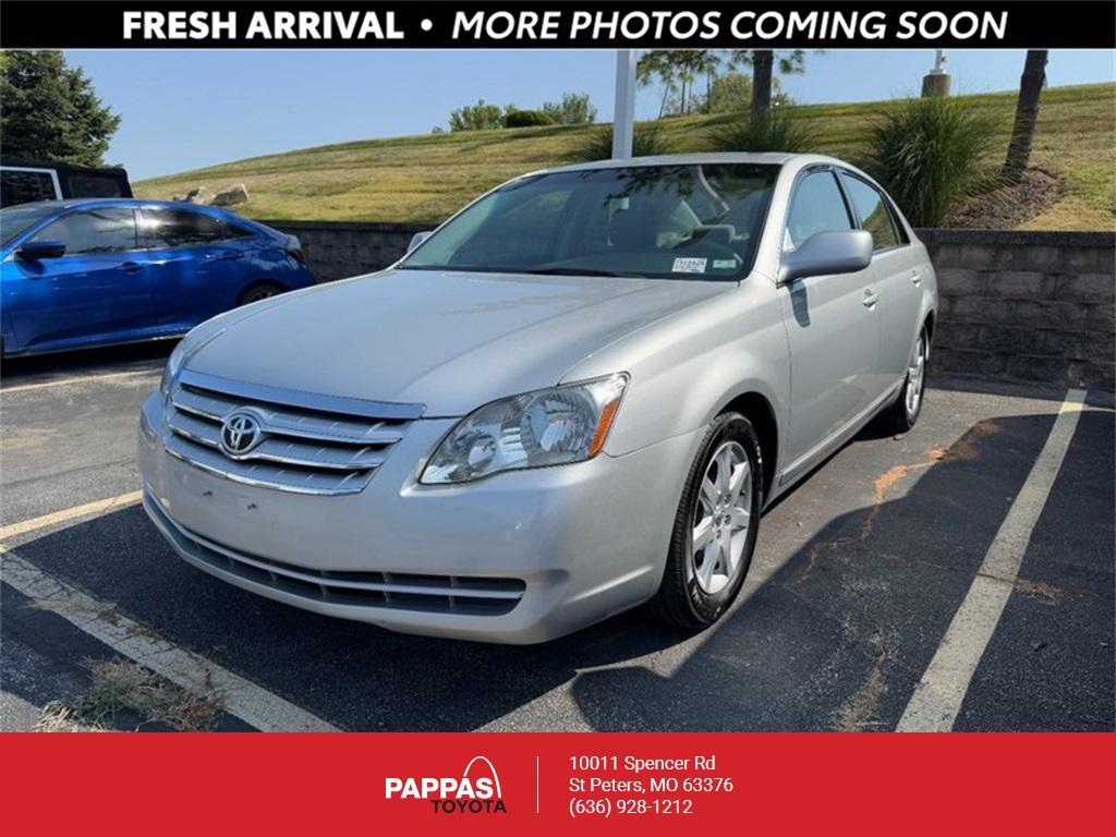 used 2006 Toyota Avalon car, priced at $10,000