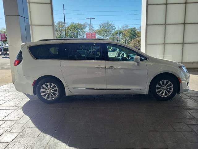 used 2018 Chrysler Pacifica car, priced at $15,900