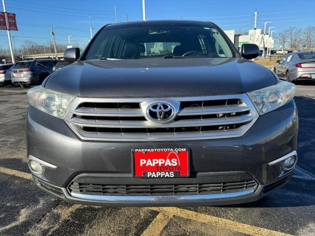 used 2013 Toyota Highlander car, priced at $11,500