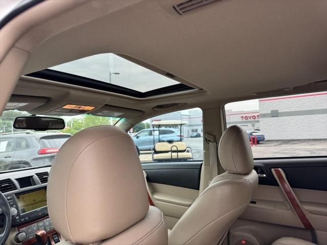 used 2010 Toyota Highlander car