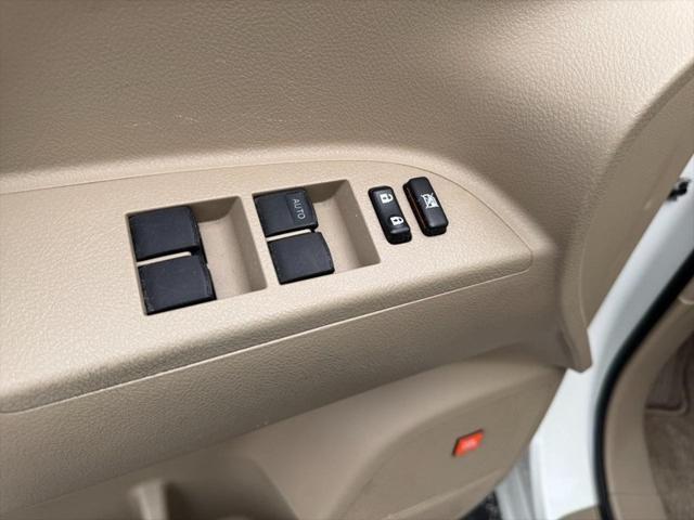 used 2010 Toyota Highlander car