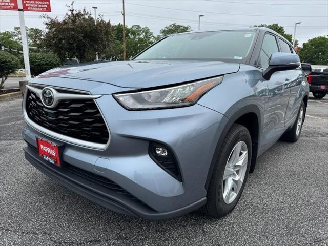 used 2020 Toyota Highlander car, priced at $31,000