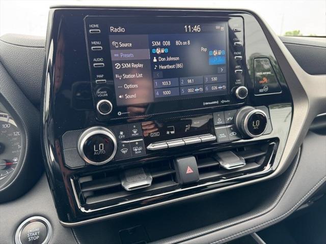 used 2020 Toyota Highlander car, priced at $31,000