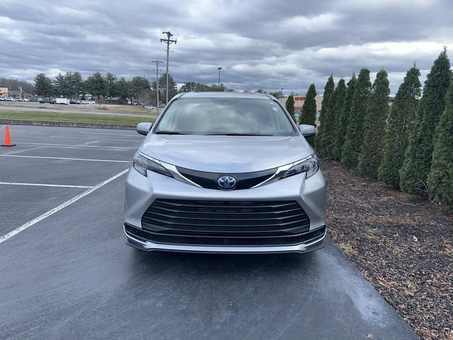 used 2024 Toyota Sienna car, priced at $43,839