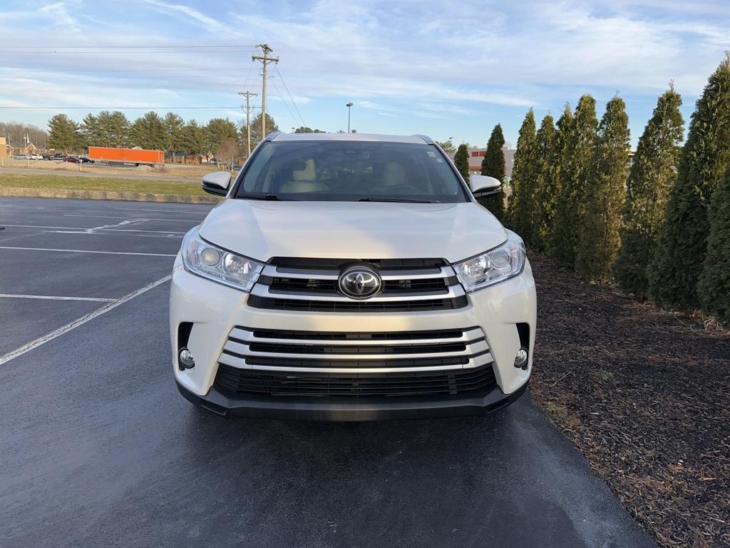 used 2017 Toyota Highlander car, priced at $27,557