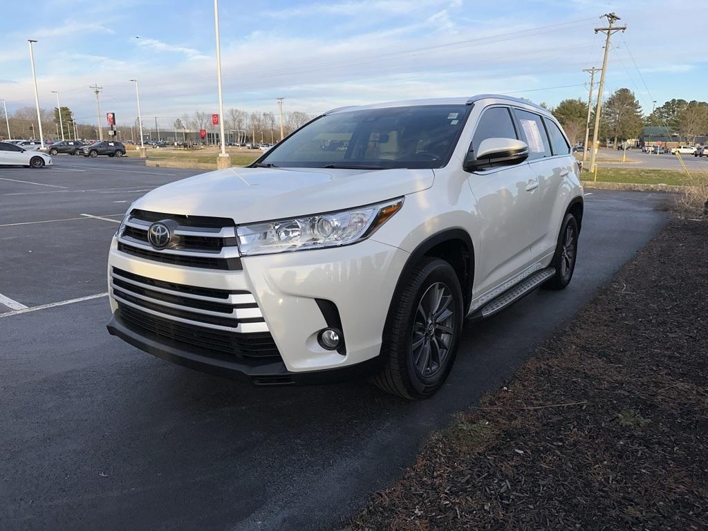 used 2017 Toyota Highlander car, priced at $27,557