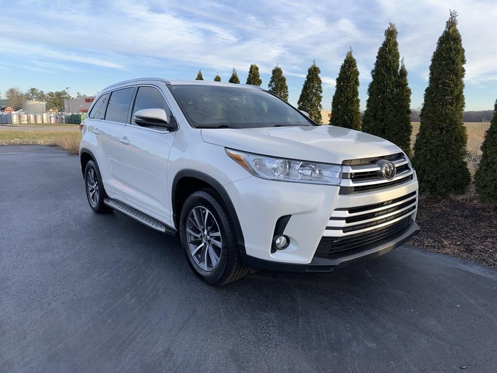 used 2017 Toyota Highlander car, priced at $27,557