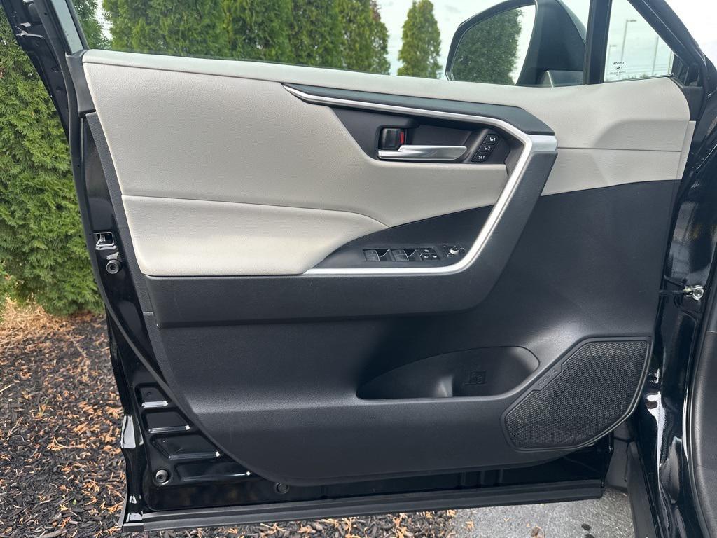 used 2022 Toyota RAV4 Hybrid car, priced at $29,532