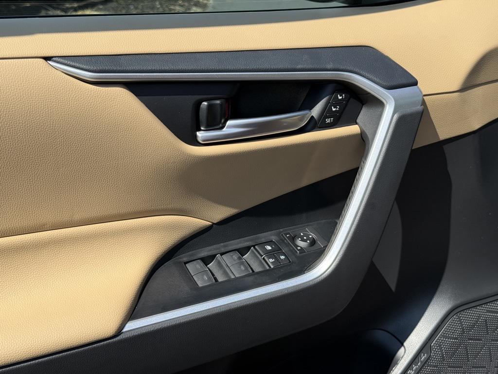 new 2025 Toyota RAV4 car, priced at $39,508