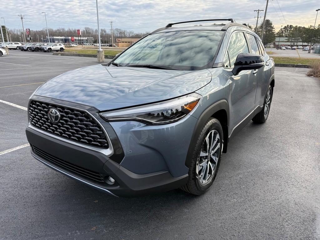 new 2025 Toyota Corolla Cross car, priced at $33,003