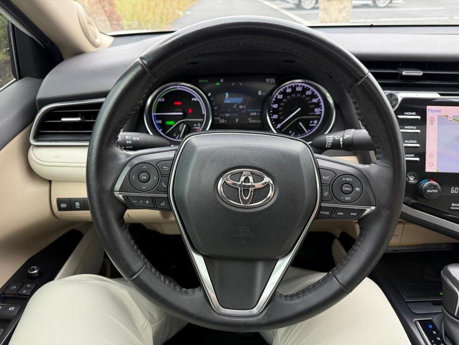 used 2020 Toyota Camry Hybrid car, priced at $26,489