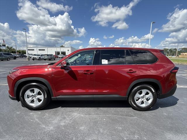 new 2025 Toyota Highlander car, priced at $43,497