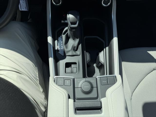 new 2025 Toyota Highlander car, priced at $43,497