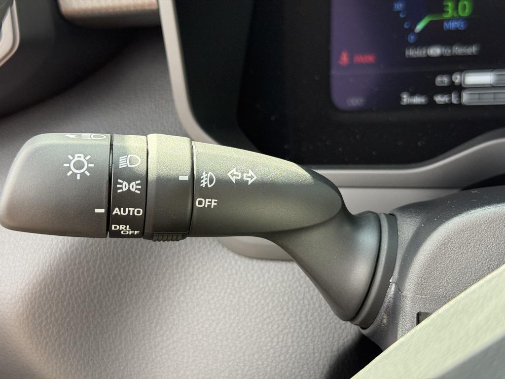 new 2025 Toyota Tundra Hybrid car, priced at $76,044