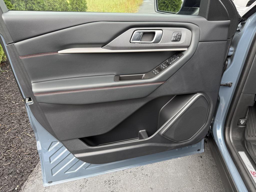 used 2025 Ford Explorer car, priced at $43,641