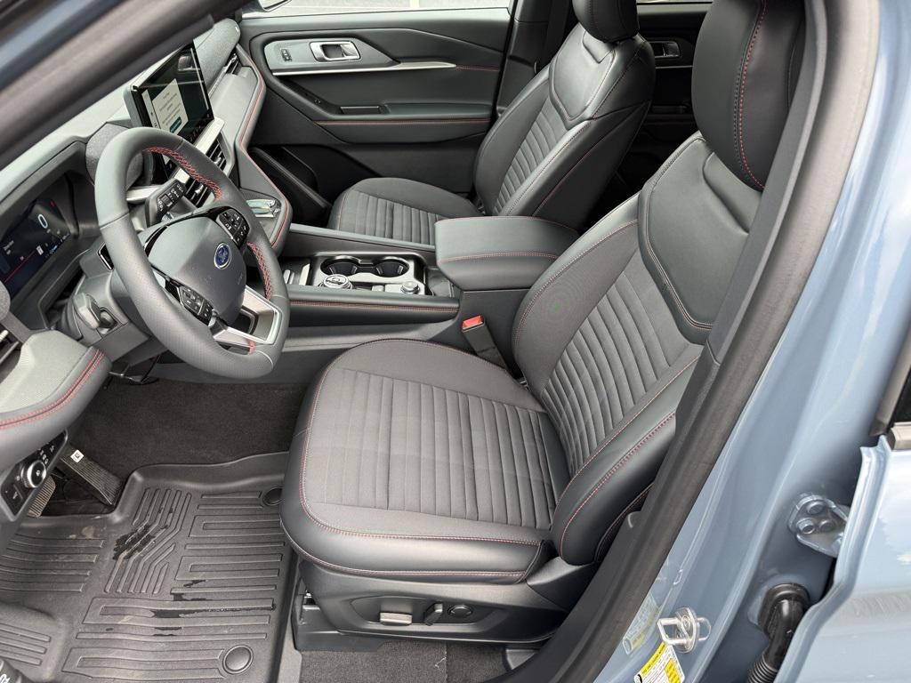 used 2025 Ford Explorer car, priced at $43,641