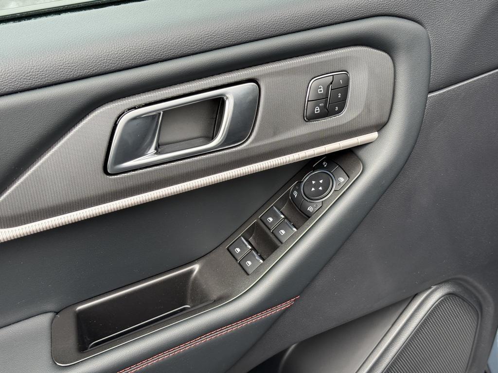 used 2025 Ford Explorer car, priced at $43,641