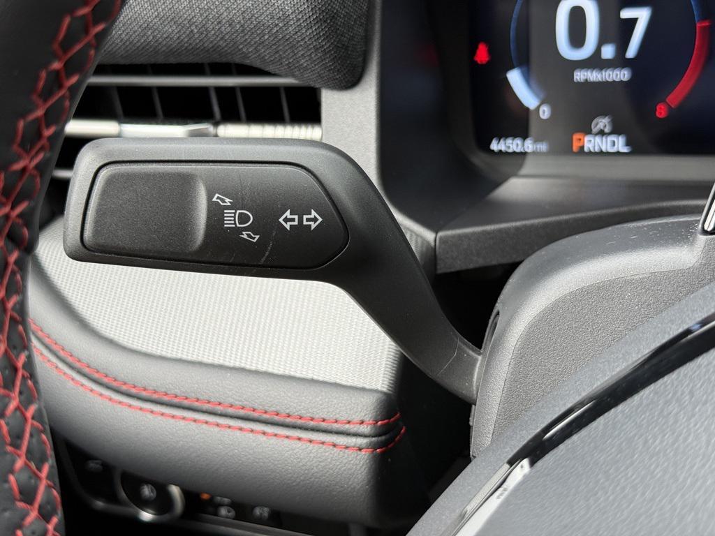 used 2025 Ford Explorer car, priced at $43,641