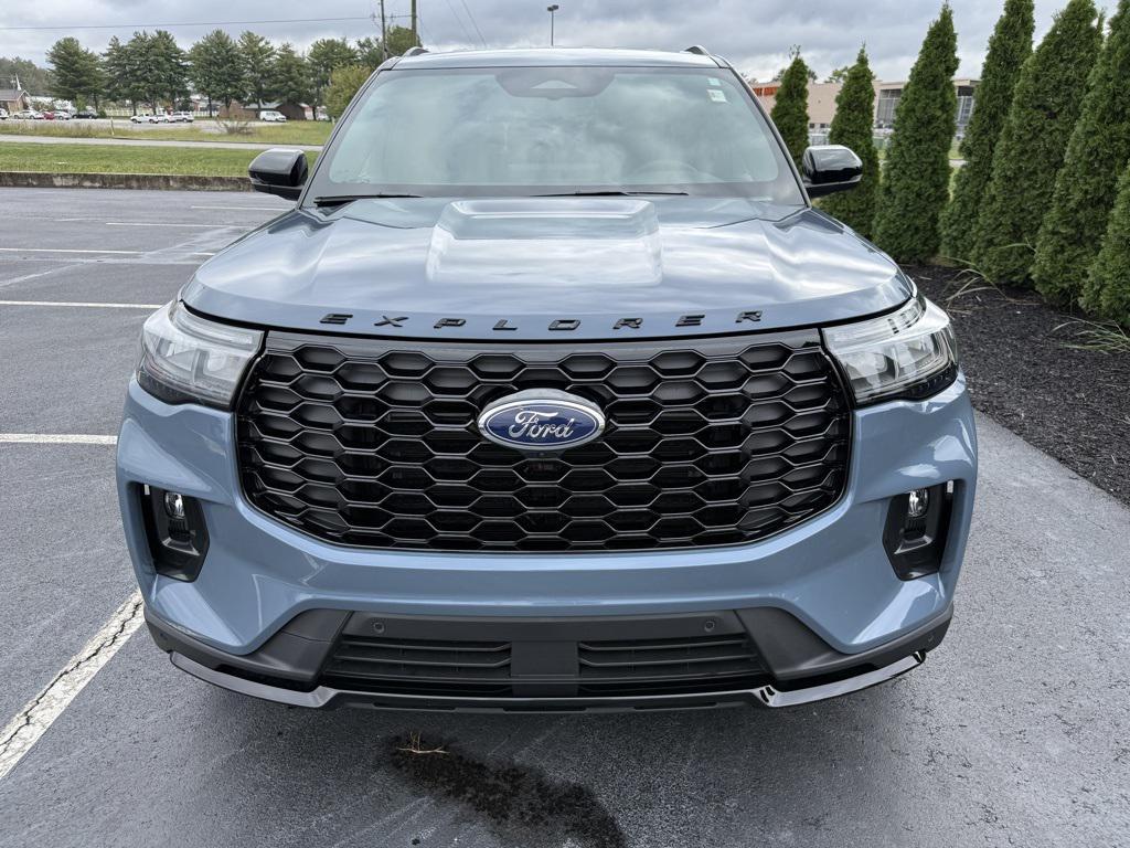 used 2025 Ford Explorer car, priced at $43,641