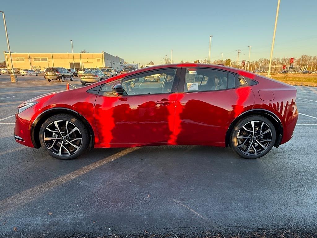 new 2024 Toyota Prius Prime car