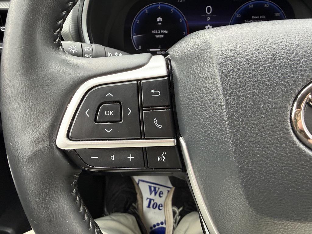 used 2023 Toyota Highlander car, priced at $43,889