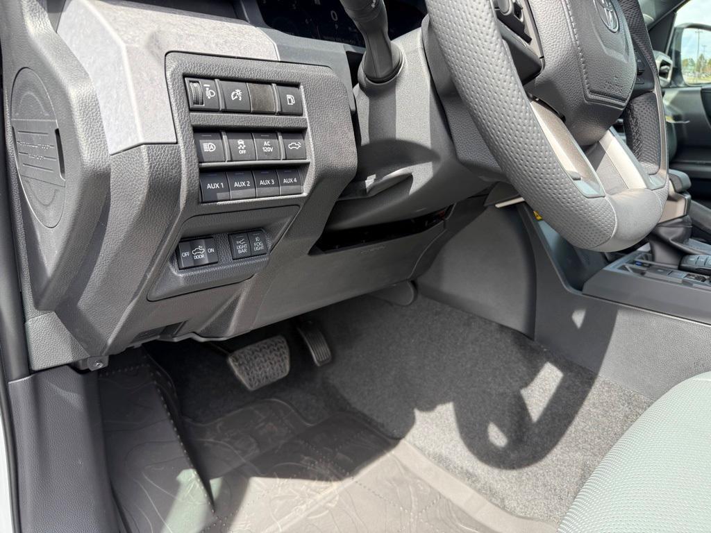 new 2025 Toyota Tacoma Hybrid car