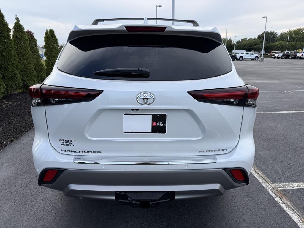 used 2024 Toyota Highlander car, priced at $50,777