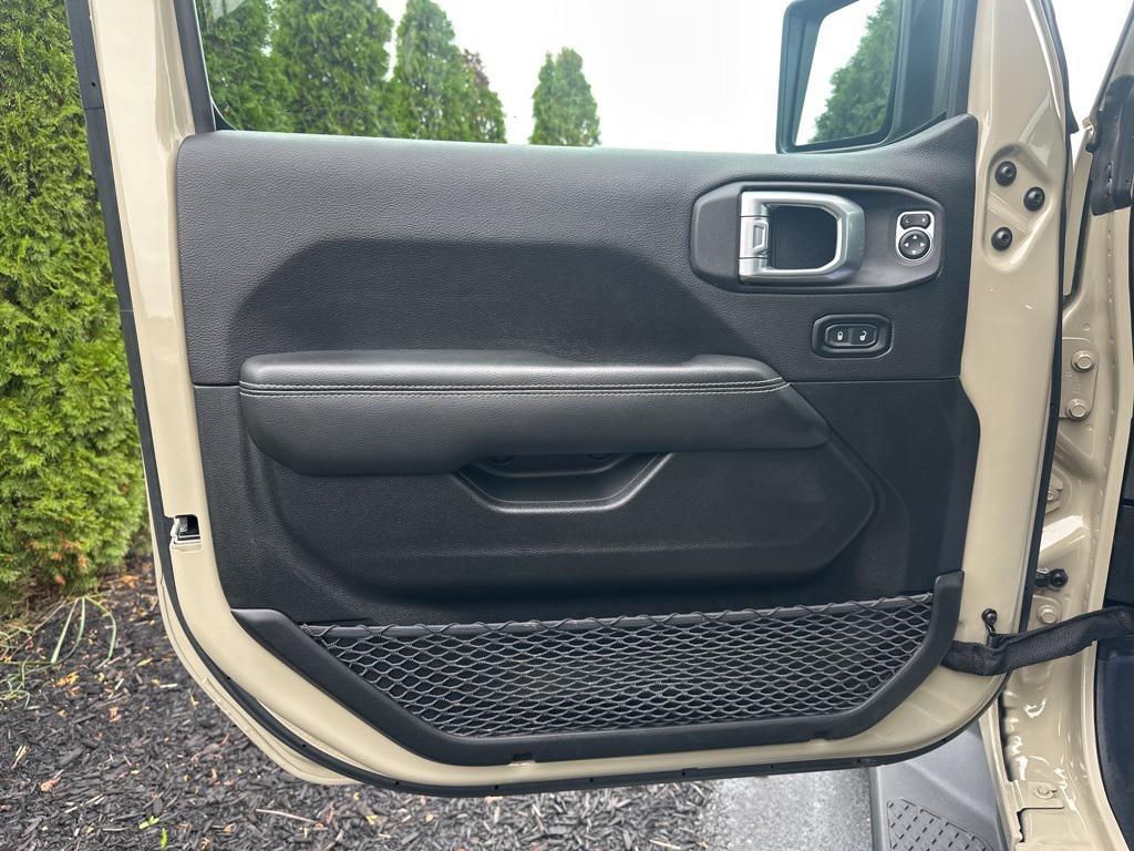 used 2020 Jeep Gladiator car, priced at $32,987