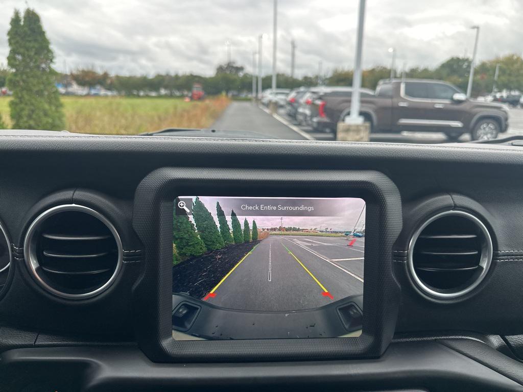 used 2020 Jeep Gladiator car, priced at $32,987