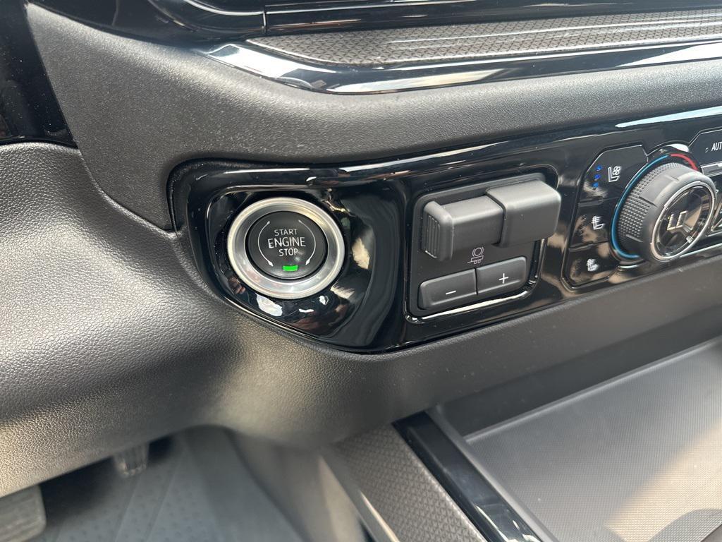 used 2024 Chevrolet Silverado 1500 car, priced at $60,550