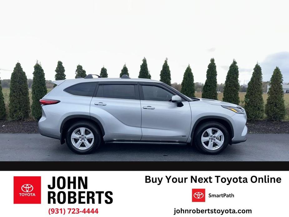 used 2023 Toyota Highlander Hybrid car, priced at $38,362