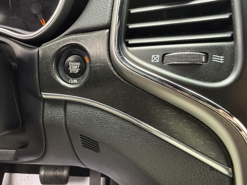 used 2018 Jeep Grand Cherokee car, priced at $15,389