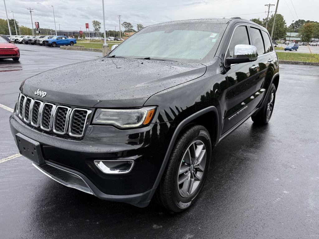 used 2018 Jeep Grand Cherokee car, priced at $15,389