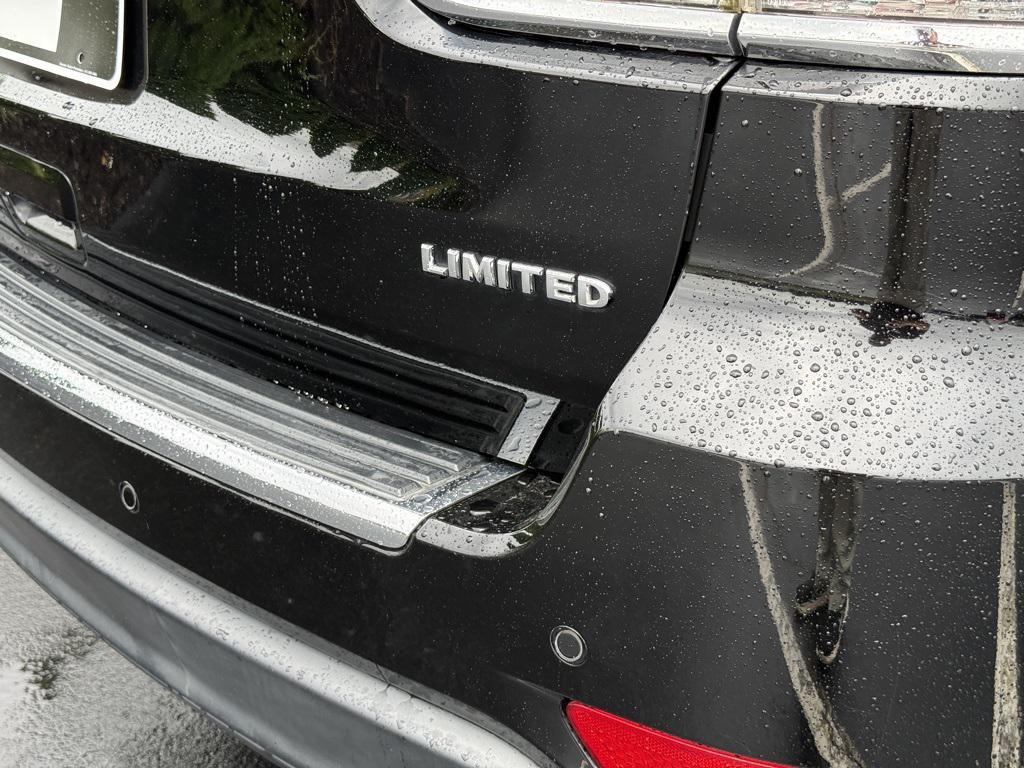 used 2018 Jeep Grand Cherokee car, priced at $15,389