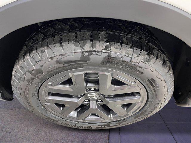 new 2026 Honda CR-V Hybrid car, priced at $40,650