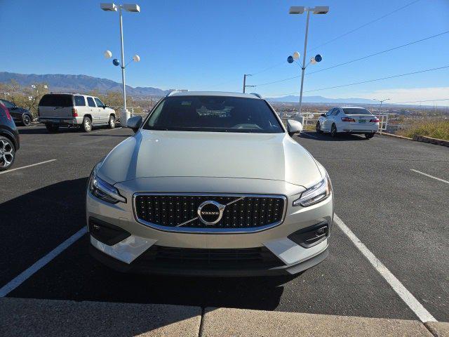 used 2022 Volvo V60 Cross Country car, priced at $37,991