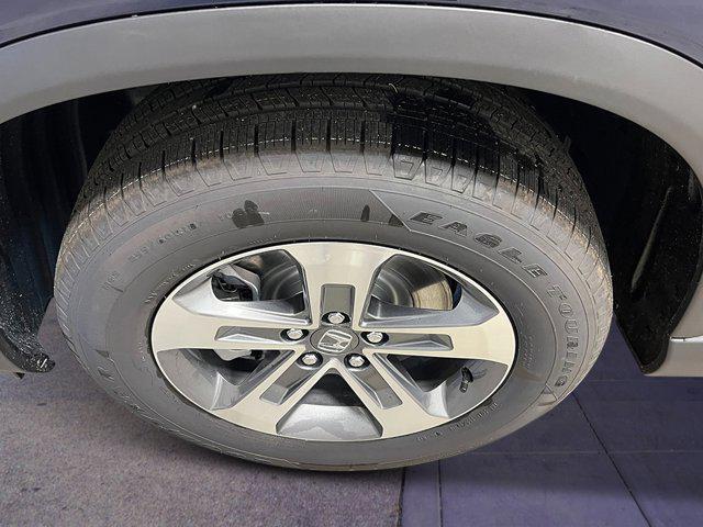 new 2025 Honda Pilot car, priced at $47,095